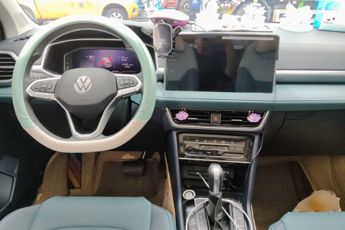 Volkswagen Tharu 2025 #21 Volkswagen Tharu 2025 car image #21