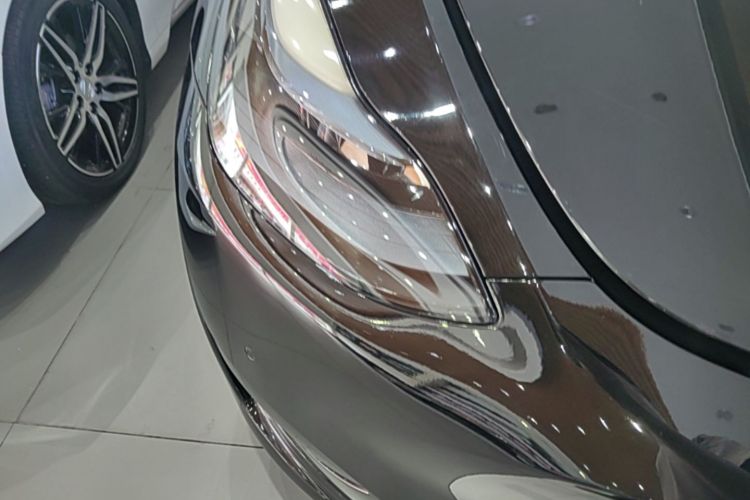 Tesla Model Y 2023 #8 Tesla Model Y 2023 car image #8