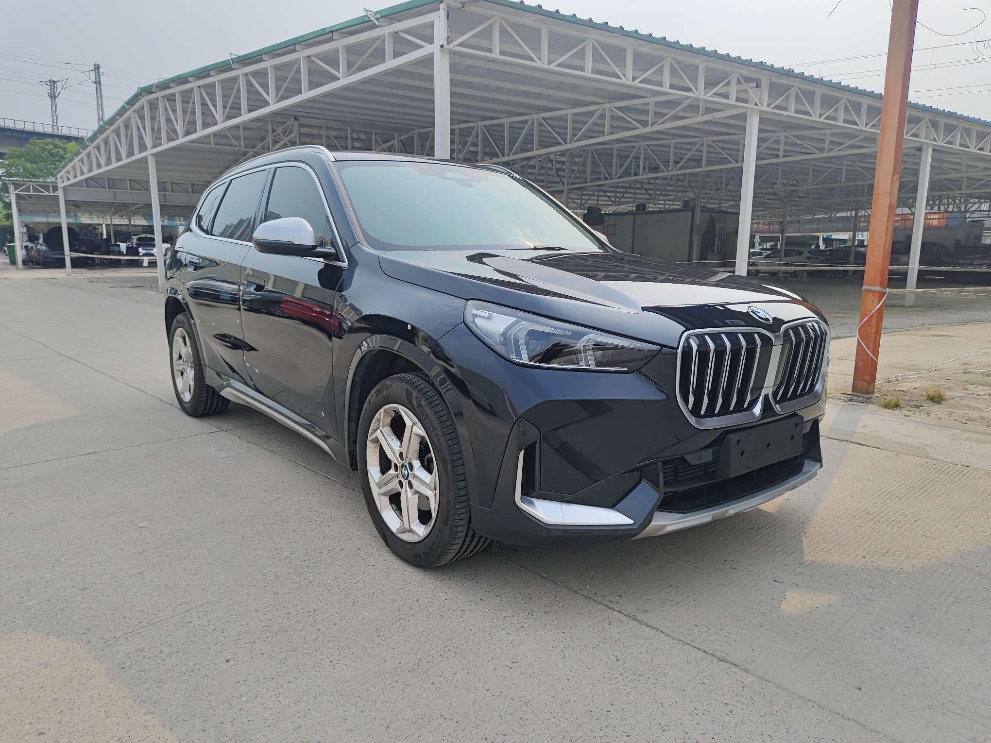 BMW X1 2023 immagine di auto #3