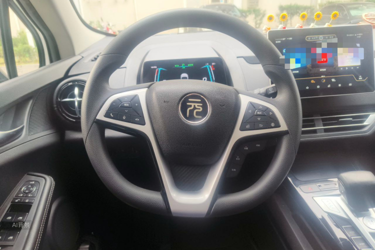 BYD Yuan New Energy 2019 #12 BYD Yuan New Energy 2019 car image #12