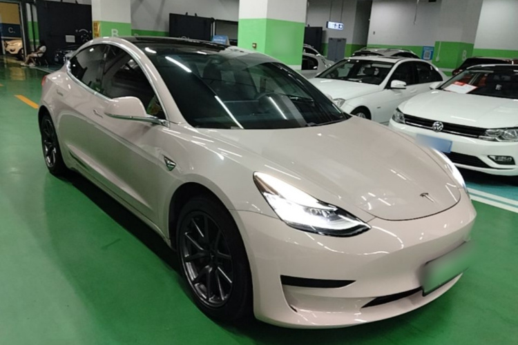 Tesla Model 3 2020 #4 Tesla Model 3 2020 car image #4
