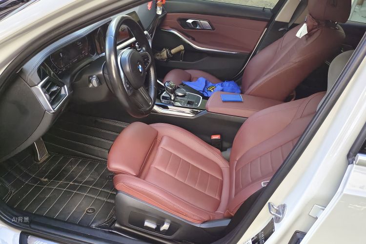 BMW 3 Series 2021 car image #17