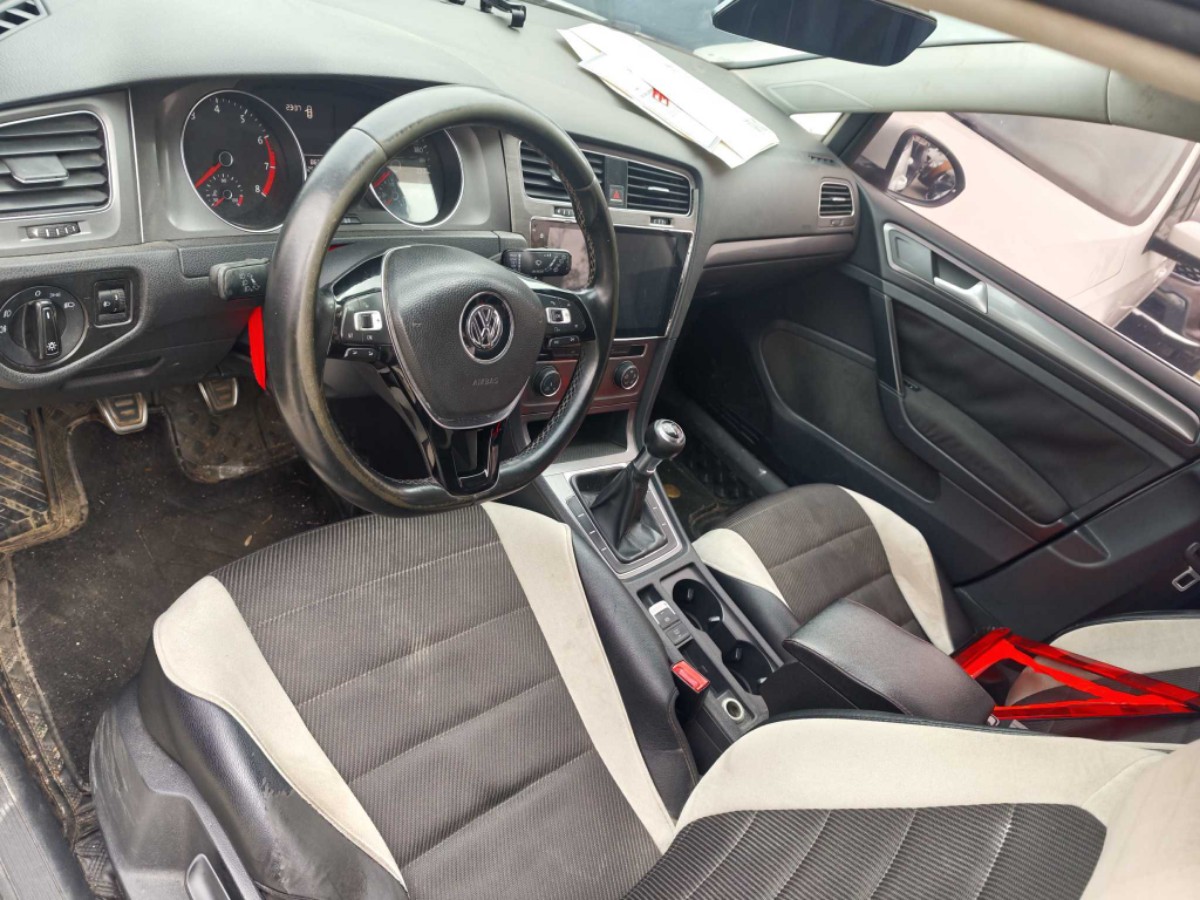 Volkswagen Golf 2015 immagine di auto #7