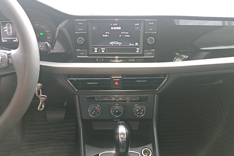 Volkswagen Lavida 2019 car image #13