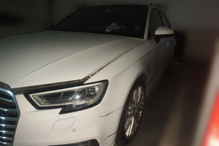 Audi A3 2018 car image #2