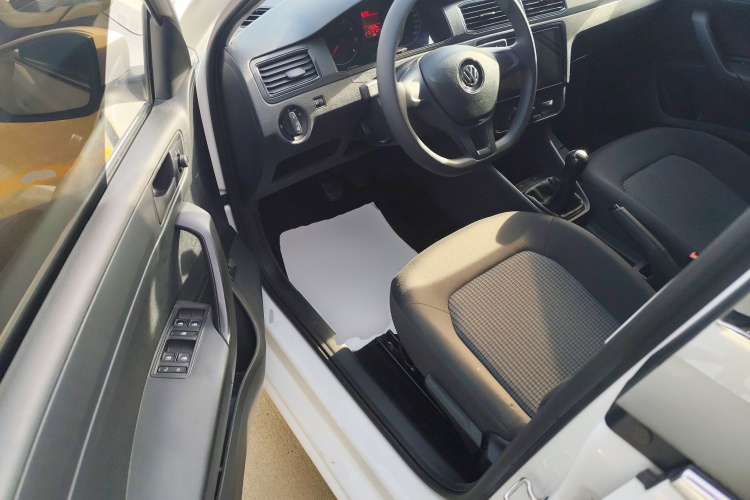 Volkswagen Santana 2020 car image #16