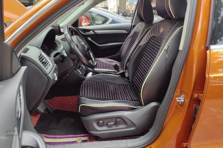 Audi Q3 2015 car image #17