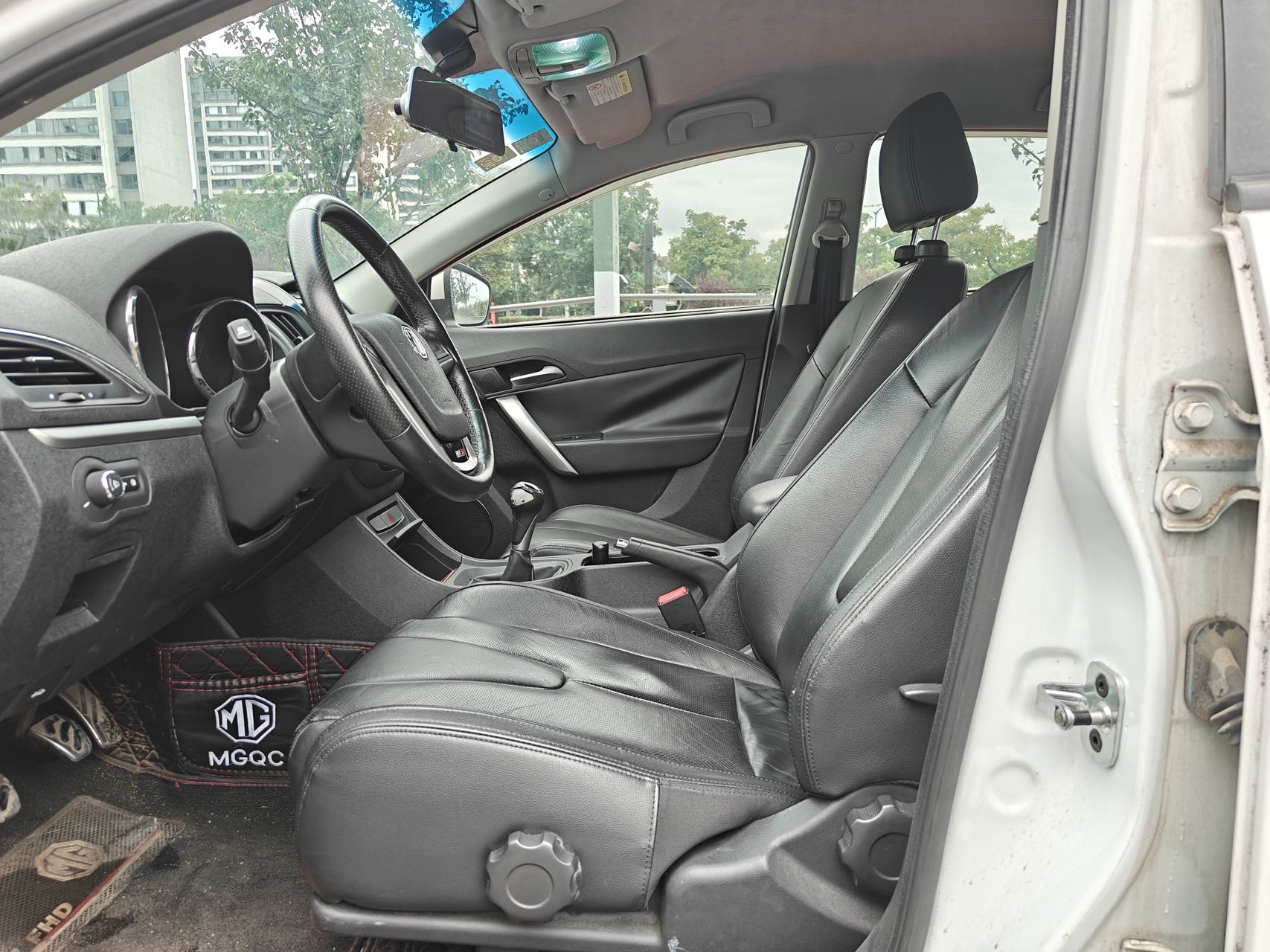 MG 5 2014 #4 MG 5 2014 imagen de coche #4