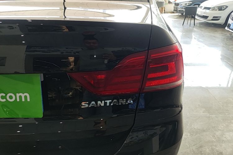 Volkswagen Santana 2022 car image #8