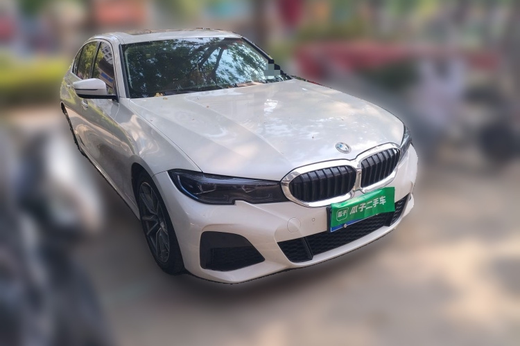 BMW 3 Series 2020 car image #4