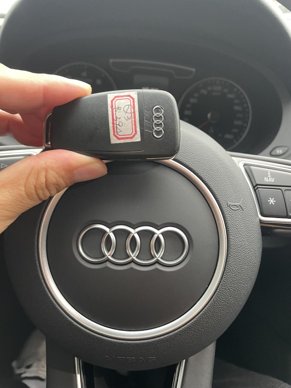 Audi Q3 2019 #12 Audi Q3 2019 car image #12
