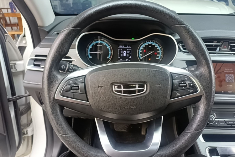 GEELY Emgrand 2022 #11 GEELY Emgrand 2022 car image #11