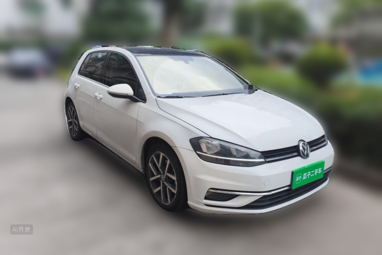 Volkswagen Golf 2020 car image #4