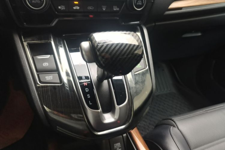 Honda CR-V 2019 #18 Honda CR-V 2019 car image #18