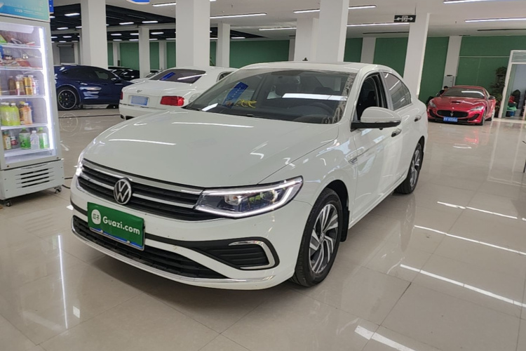Volkswagen Bora 2025 #2 Volkswagen Bora 2025 car image #2