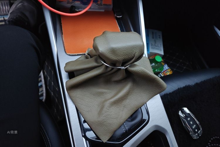 GEELY Emgrand 2023 car image #16
