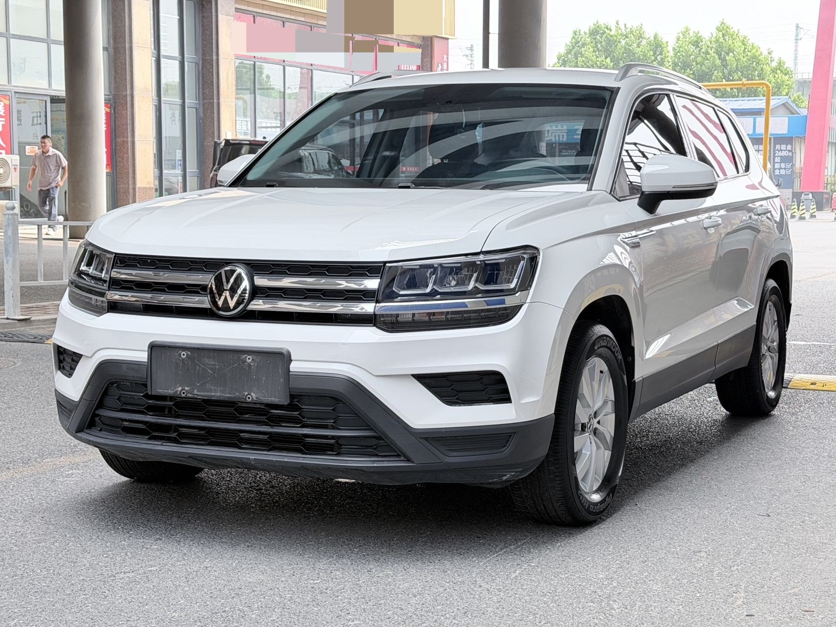 2023 immagine di auto 