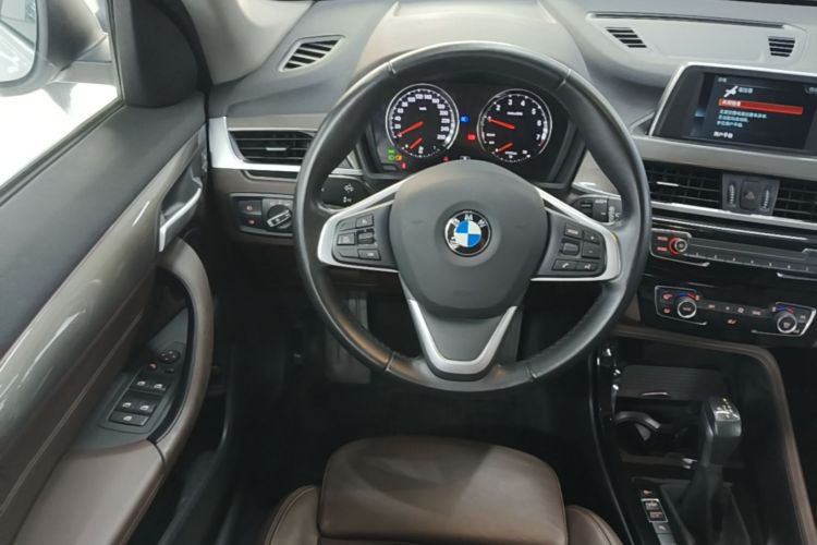 BMW X1 2019 immagine di auto #11