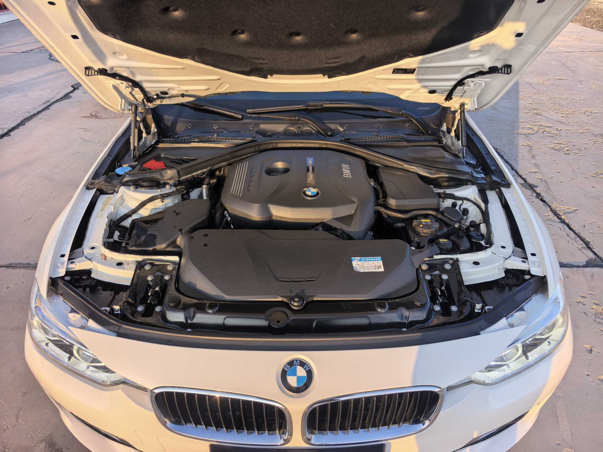 BMW 3 Series 2017 #18 BMW 3 Series 2017 car image #18