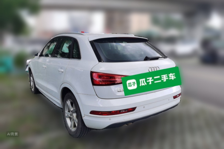 Audi Q3 2017 car image #5