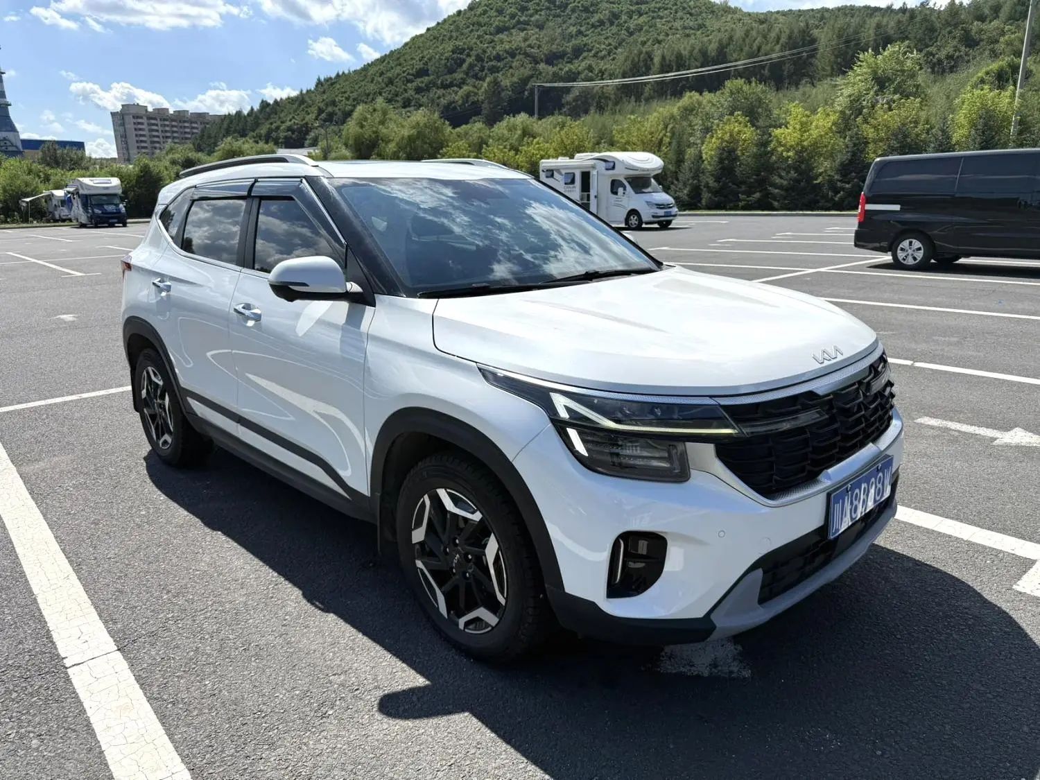 Kia Seltos 2023 #4 Kia Seltos 2023 imagen de coche #4