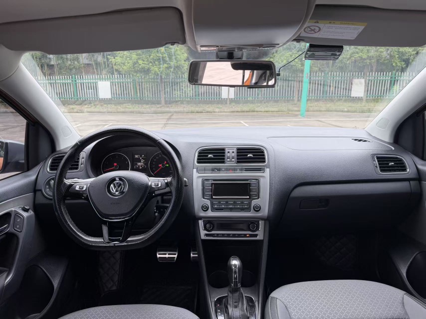 Volkswagen Polo 2014 imagen de coche #5