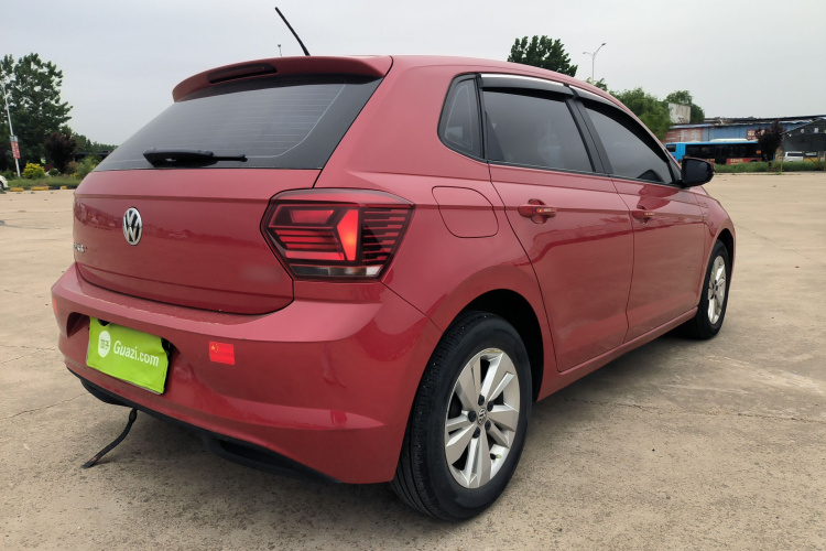 Volkswagen Polo 2021 car image #7