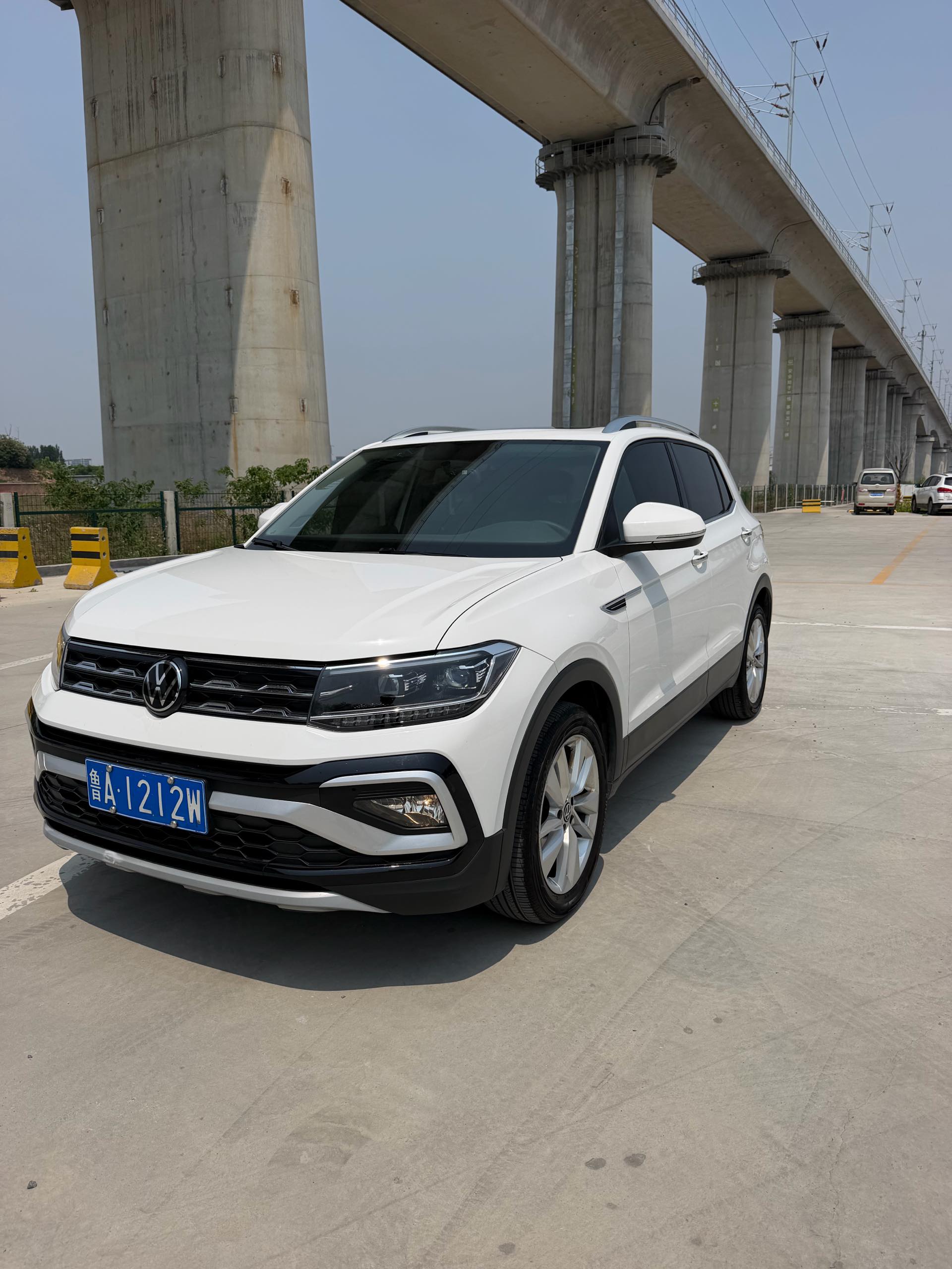 Volkswagen T-Cross 2022 Volkswagen T-Cross 2022 car image