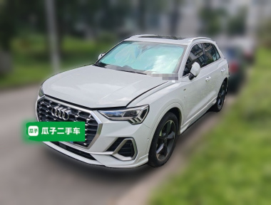 Audi Q3 2023 car image 
