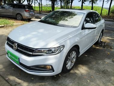 Volkswagen Bora 2020 immagine di auto 