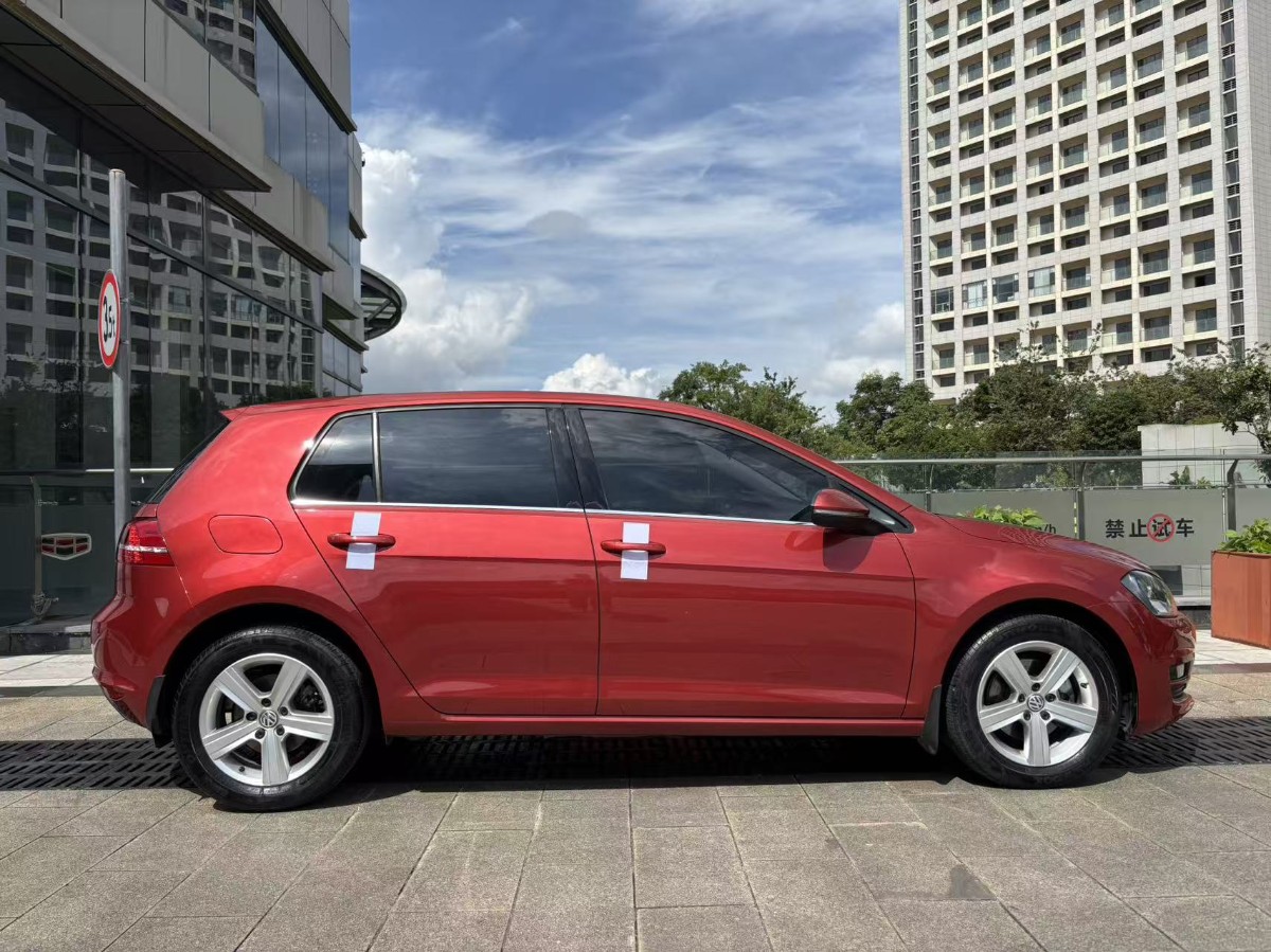 Volkswagen Golf 2015 car image #14