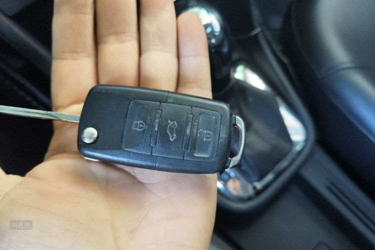 Volkswagen Santana 2016 car image #10