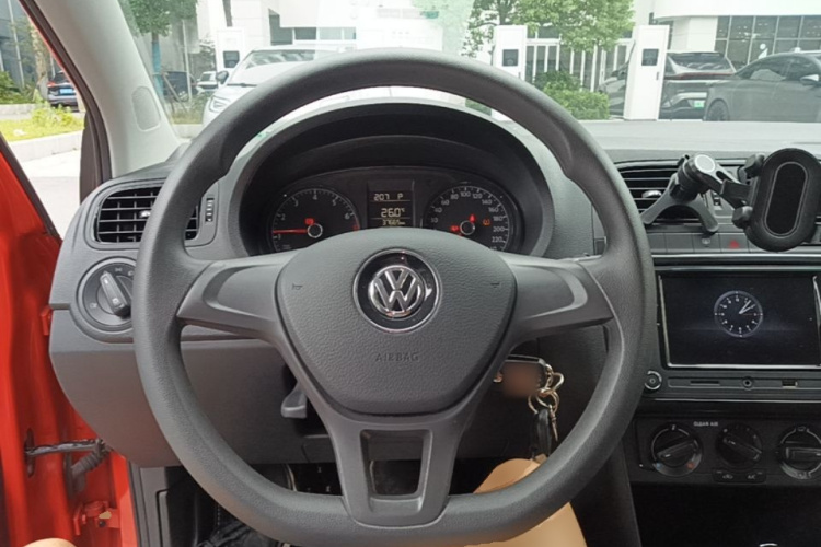 Volkswagen Polo 2018 #15 Volkswagen Polo 2018 car image #15