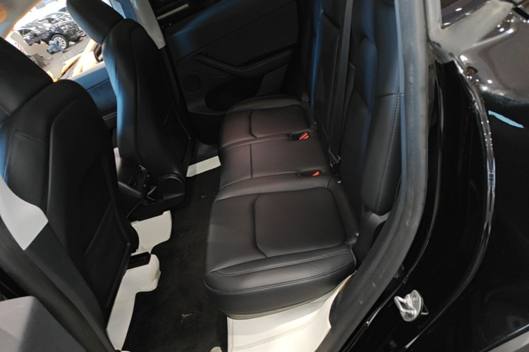 Tesla Model Y 2023 #17 Tesla Model Y 2023 car image #17