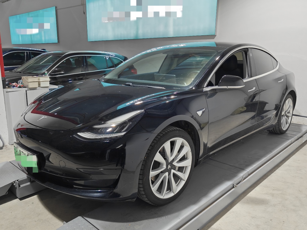 Tesla Model 3 2020 car image 