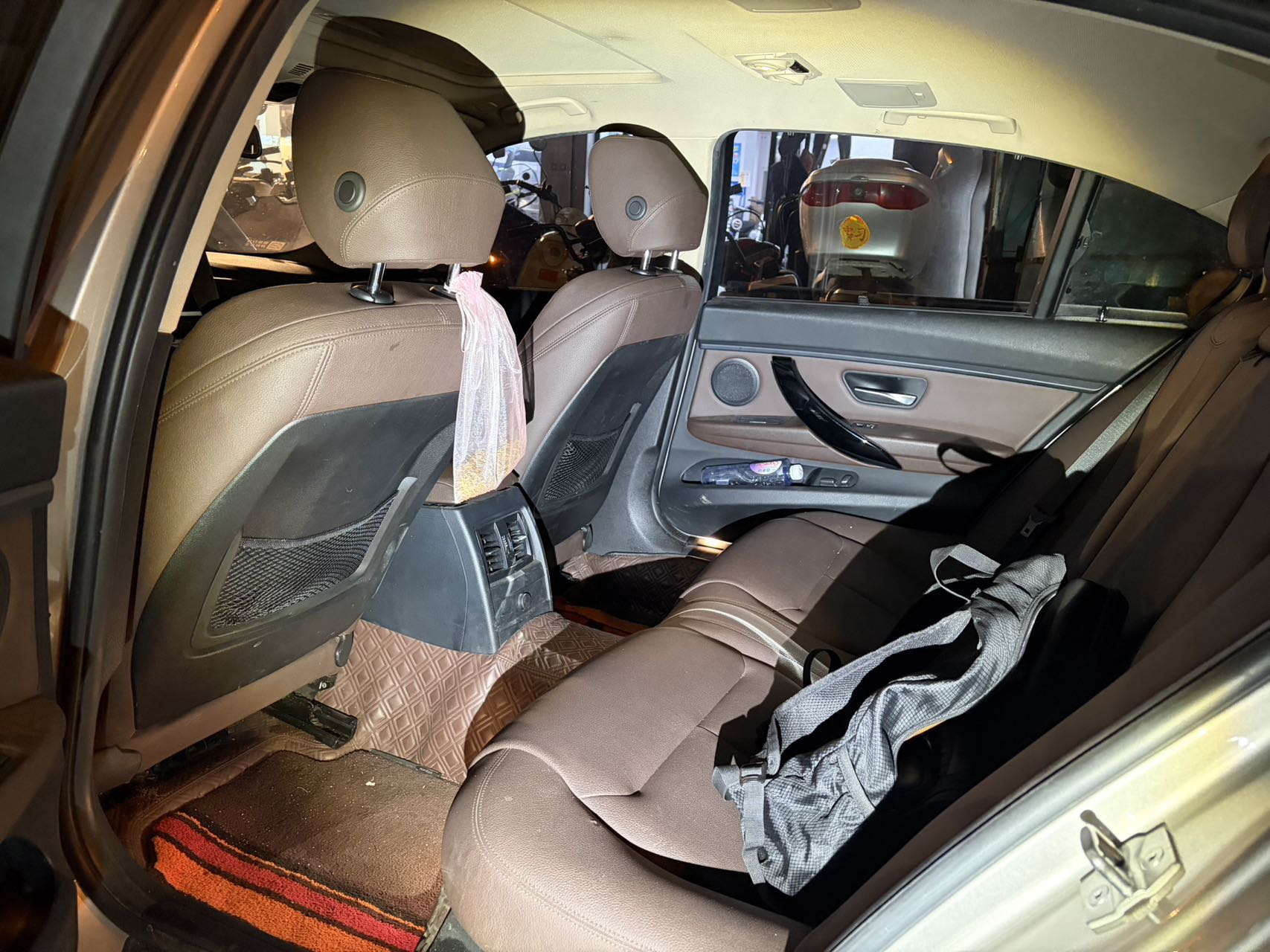 BMW 3 Series 2019 car image #6