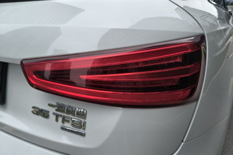 Audi Q3 2015 #8 Audi Q3 2015 car image #8