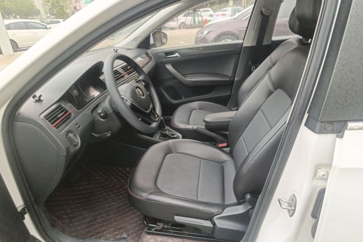 Volkswagen Santana 2017 #15 Volkswagen Santana 2017 car image #15