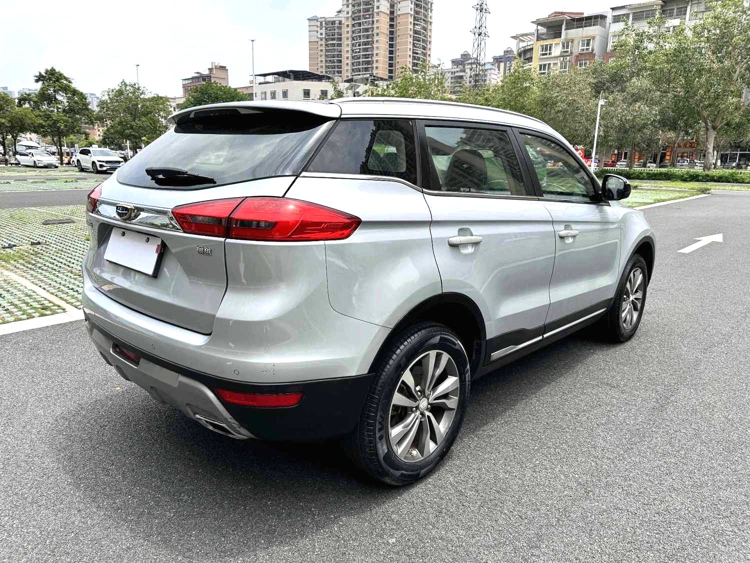 GEELY Boyue 2017 car image #7