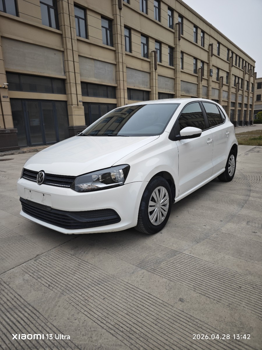 Volkswagen Polo 2018 Volkswagen Polo 2018 car image