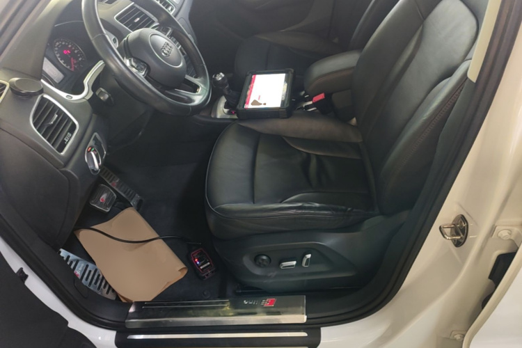 Audi Q3 2016 #15 Audi Q3 2016 car image #15