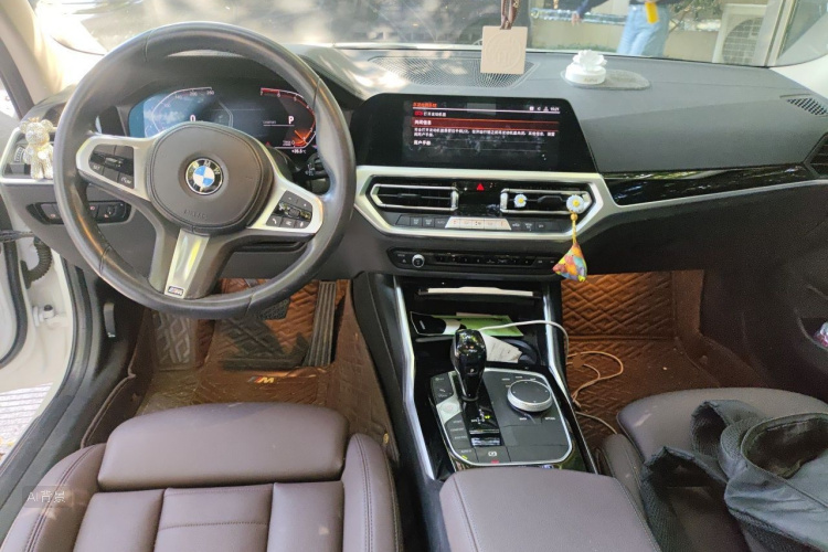 BMW 3 Series 2020 #11 BMW 3 Series 2020 car image #11