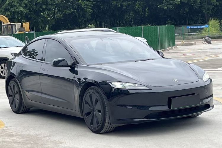 Tesla Model 3 2024 #4 Tesla Model 3 2024 car image #4