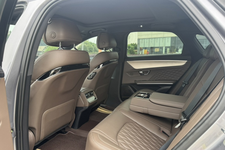 BYD Han 2024 #19 BYD Han 2024 immagine di auto #19