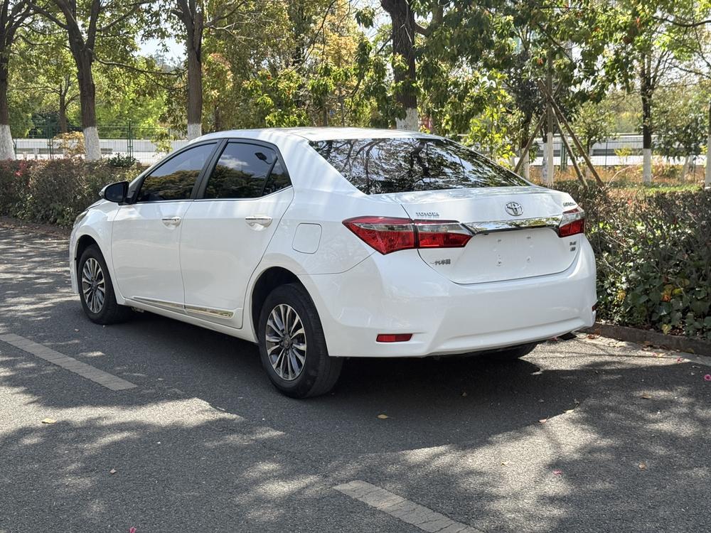 Toyota Corolla 2018 immagine di auto #5