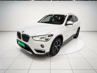 BMW X1 2018 BMW X1 2018 car image