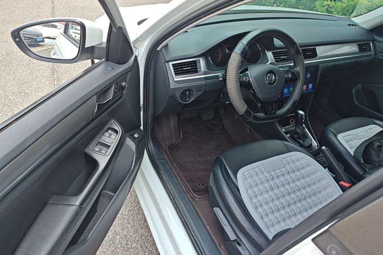 2020 #18 2020 imagen de coche #18