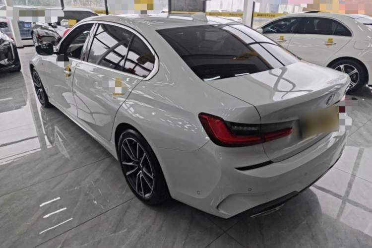 BMW 3 Series 2020 car image #5