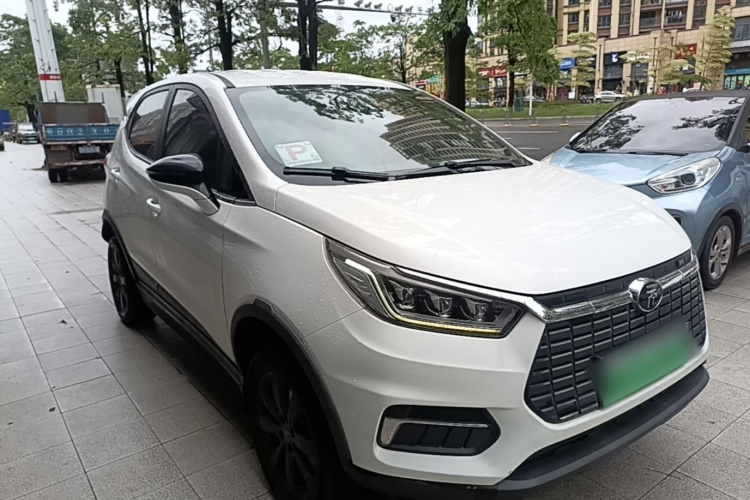BYD Yuan New Energy 2019 car image #4