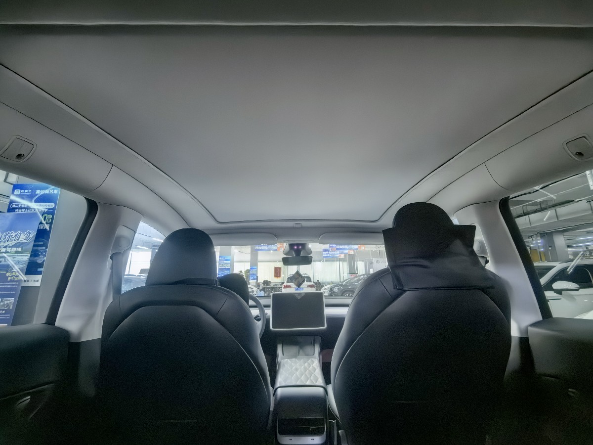 Tesla Model Y 2024 car image #7